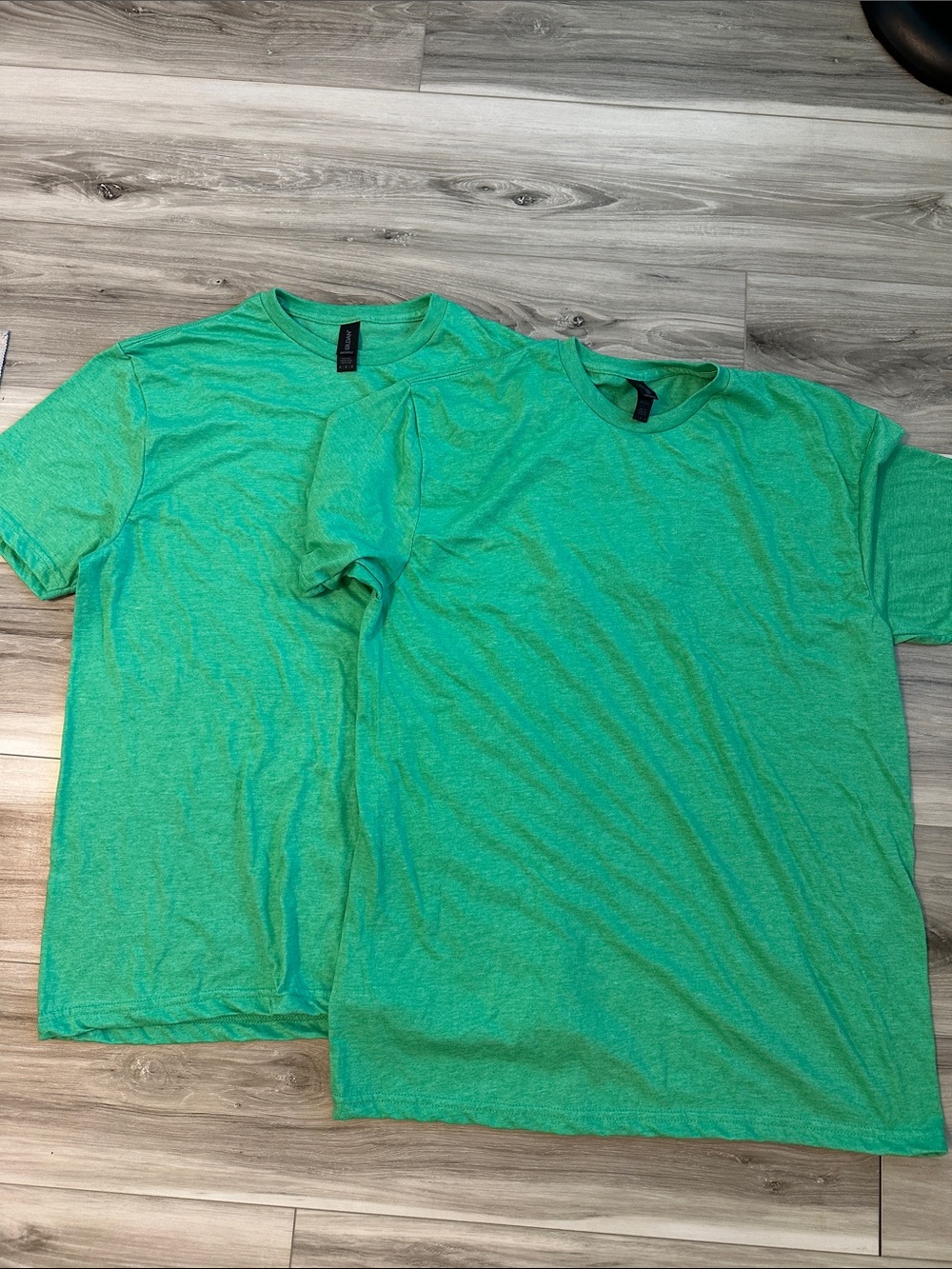 2 unisex Green Gildan Tees